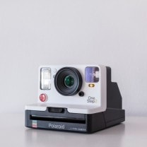 Câmera instantânea para momentos românticos